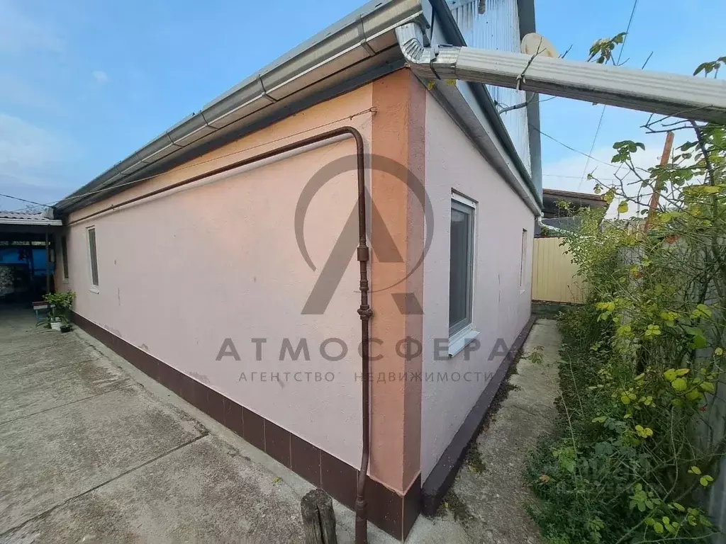 Дом в Краснодарский край, Апшеронск Клубная ул. (99 м) - Фото 1