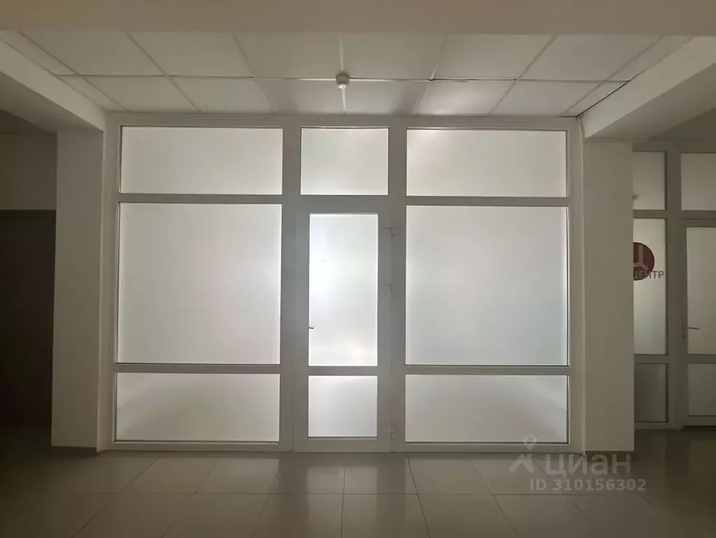 Офис в Крым, Симферополь ул. Гоголя, 4А (30 м) - Фото 1