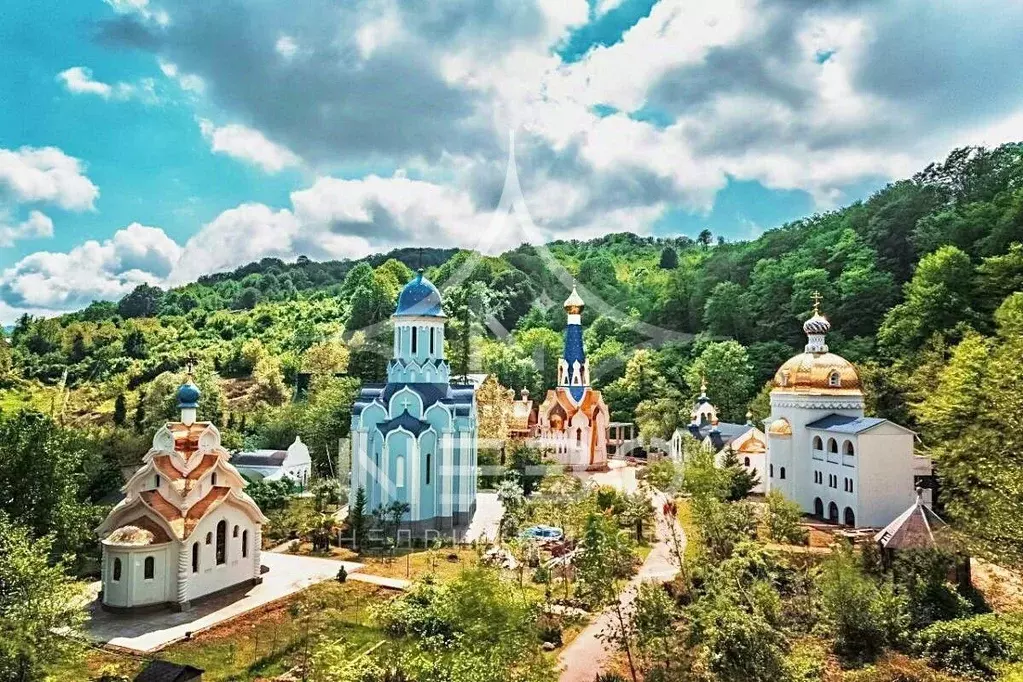 Участок в Краснодарский край, Сочи городской округ, с. Лесное ул. ... - Фото 0