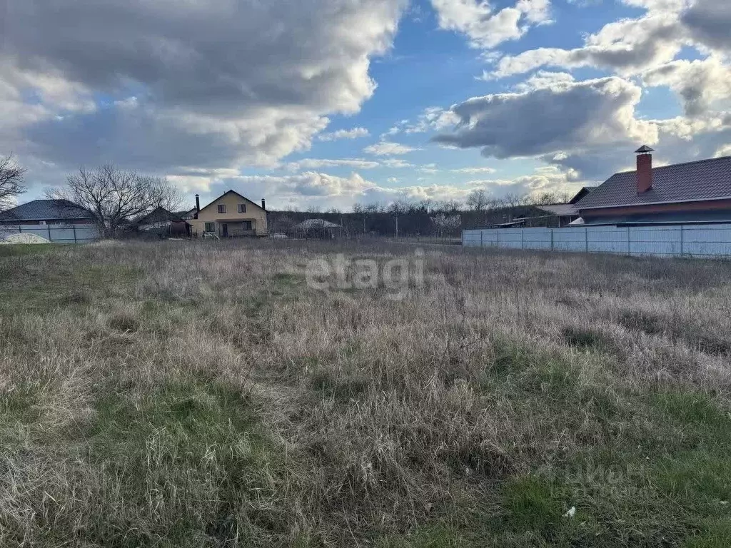 Участок в Белгородская область, Белгородский район, пос. Майский ... - Фото 1