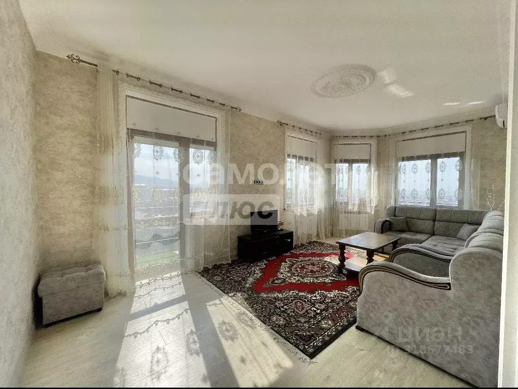 2-к кв. Дагестан, Махачкала ул. Гаджи Алибегова, 90 (75.0 м) - Фото 1