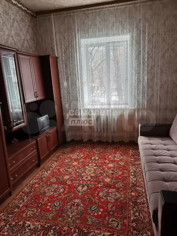 Комната 17 м в 6-к., 1/3 эт. - Фото 1