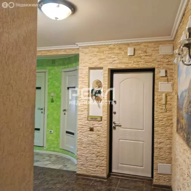 3-комнатная квартира: Гатчина, Рощинская улица, 9А (70.8 м) - Фото 2