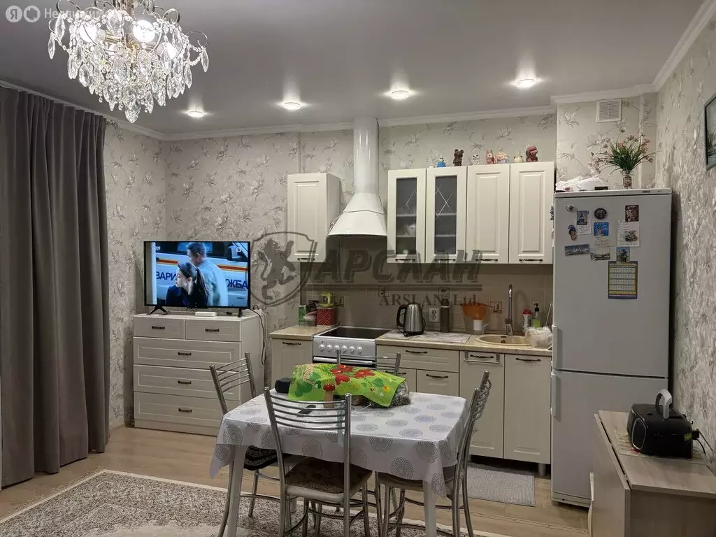 Квартира-студия: Казань, улица Рауиса Гареева, 103 (30 м) - Фото 1