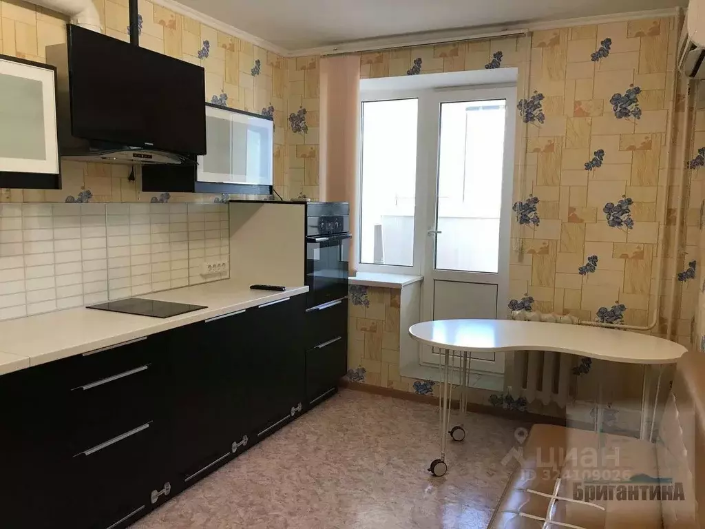 1-к кв. Самарская область, Самара ул. Дыбенко, 36 (47.0 м) - Фото 1