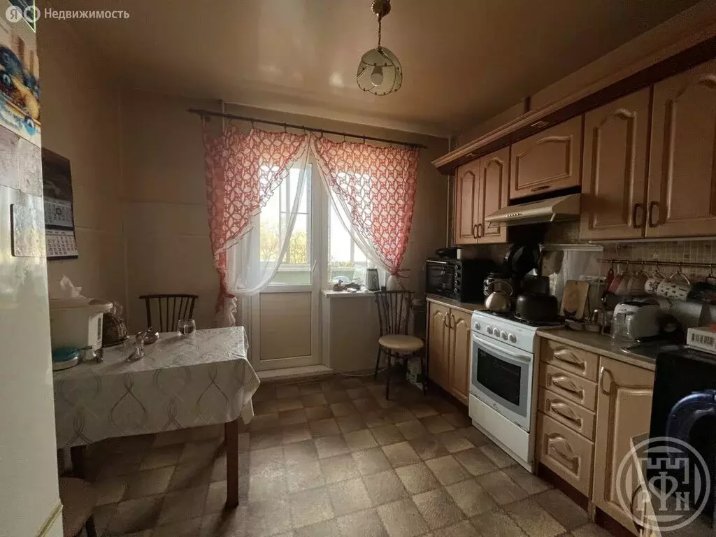 2-комнатная квартира: Луга, улица Красной Артиллерии, 26 (57 м) - Фото 1