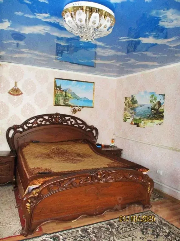 Дом в Крым, Феодосия ул. Олега Кошевого (100 м) - Фото 1