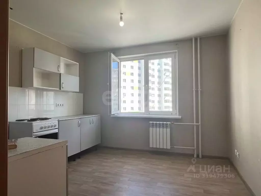 2-к кв. Саратовская область, Саратов ул. Имени Михаила ... - Фото 0