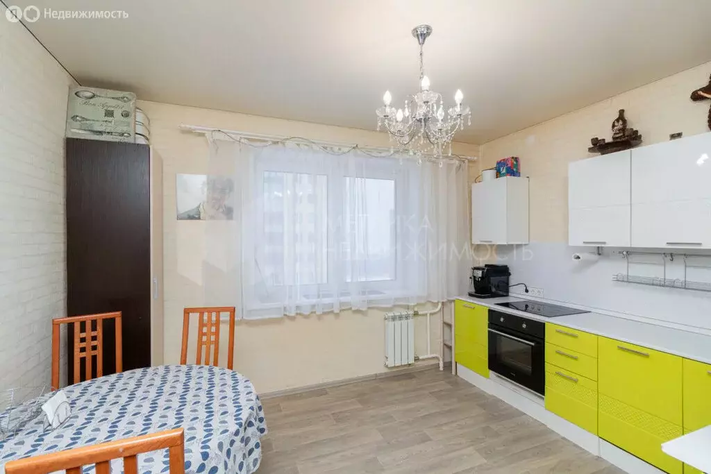 2-комнатная квартира: Тюмень, улица Мельникайте, 36к1 (58.6 м) - Фото 2