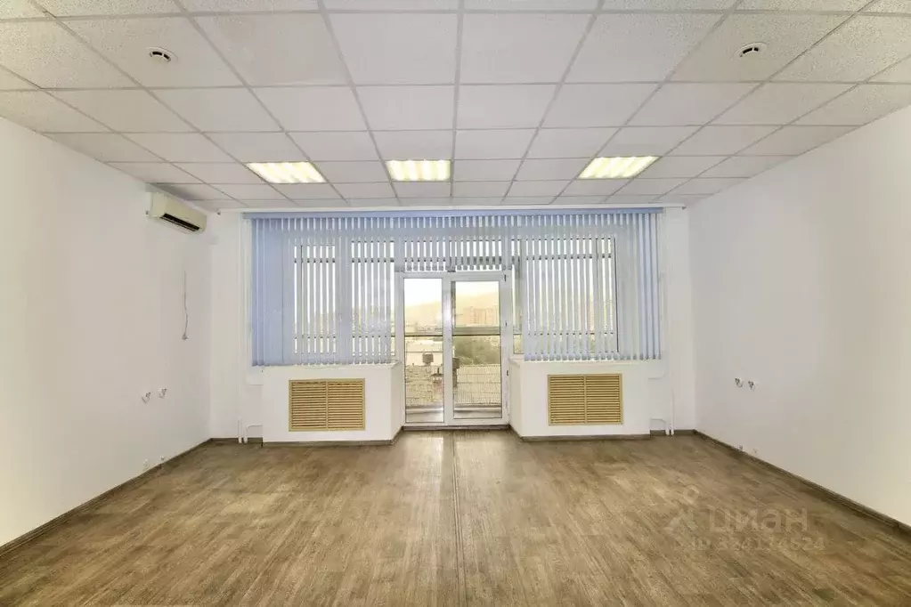 Офис в Забайкальский край, Чита ул. Чкалова, 158 (57 м) - Фото 1