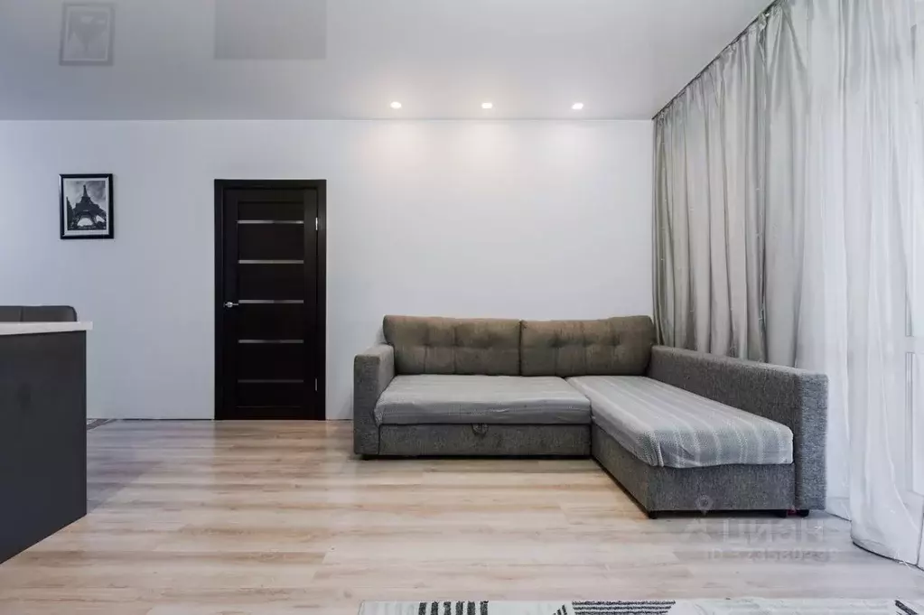 1-к кв. Свердловская область, Екатеринбург пер. Красный, 5к1 (43.7 м) - Фото 1