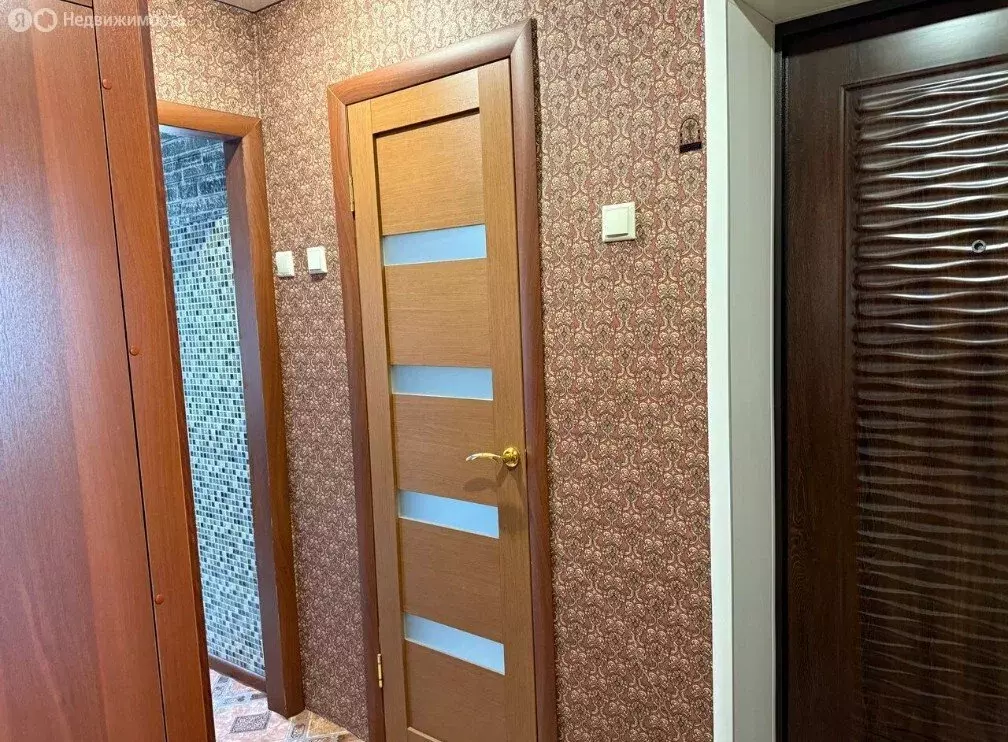 1-комнатная квартира: Каменск-Шахтинский, улица Героев Пионеров, 71 ... - Фото 1