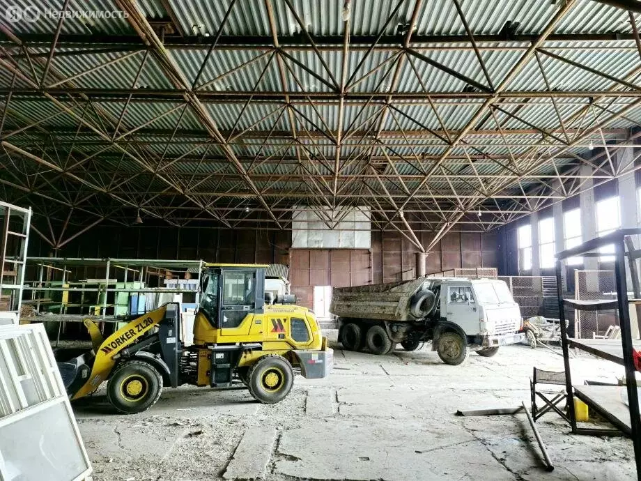Склад (600 м) - Фото 1