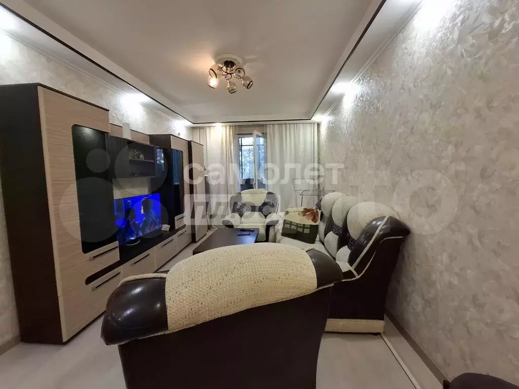 2-к. квартира, 45 м, 2/5 эт. - Фото 1