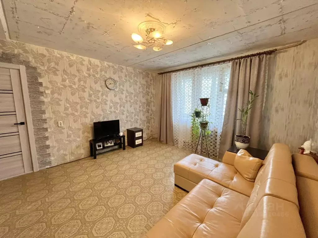 3-к кв. Вологодская область, Череповец ул. Монтклер, 15 (64.4 м) - Фото 1