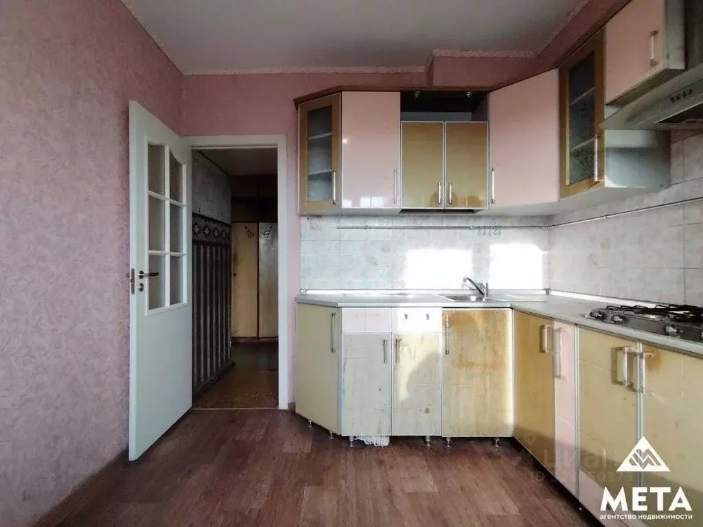 3-к кв. Омская область, Омск Взлетная ул., 5 (62.9 м) - Фото 1