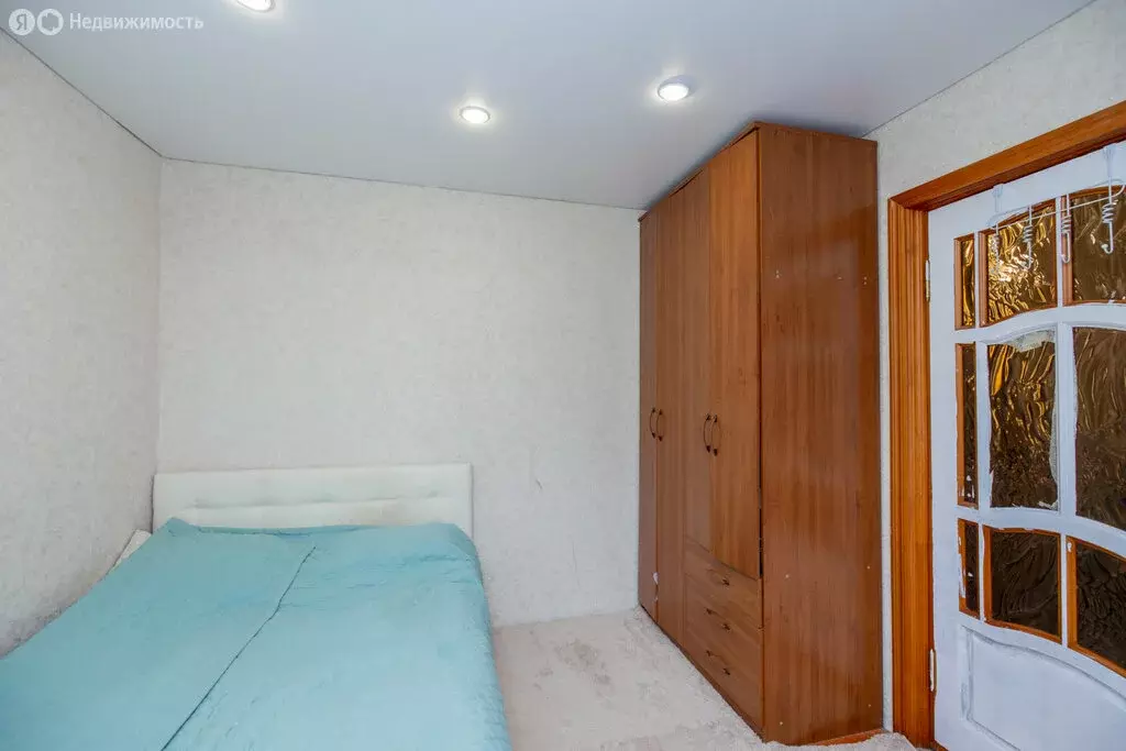 3-комнатная квартира: Оренбург, Пролетарская улица, 273/1 (47.5 м) - Фото 1