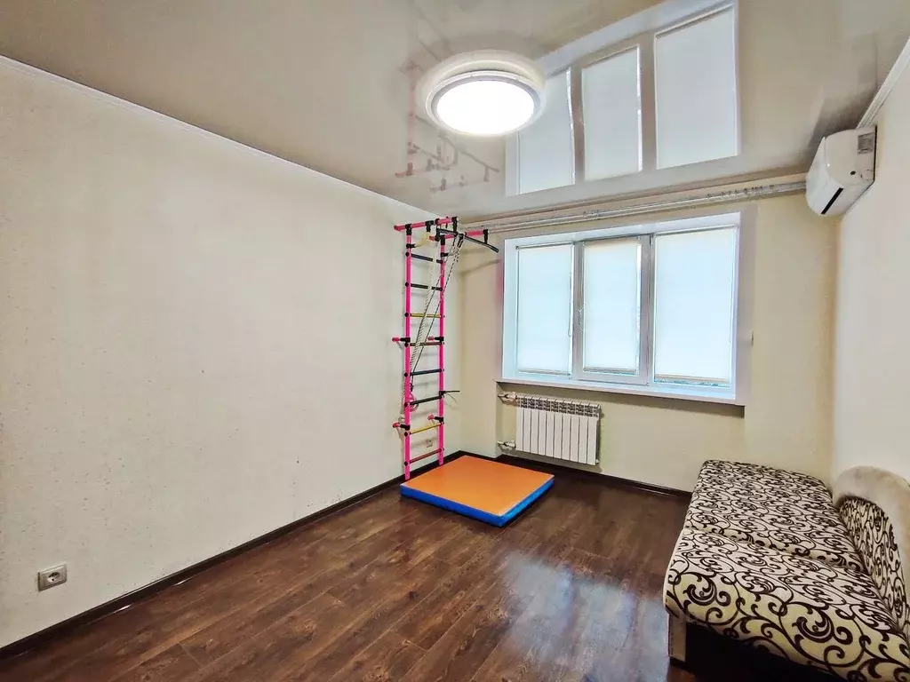 3-к кв. Крым, Керчь ул. Свердлова, 39 (72.0 м) - Фото 1
