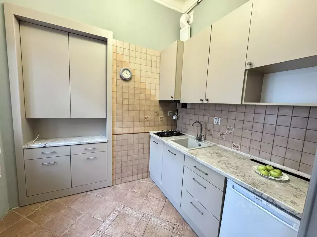 2-к кв. Санкт-Петербург 10-я Васильевского острова линия, 39 (49.0 м) - Фото 2