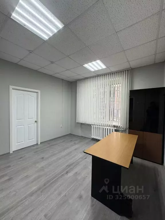 Офис в Брянская область, Брянск ул. Ромашина, 1 (25 м) - Фото 2