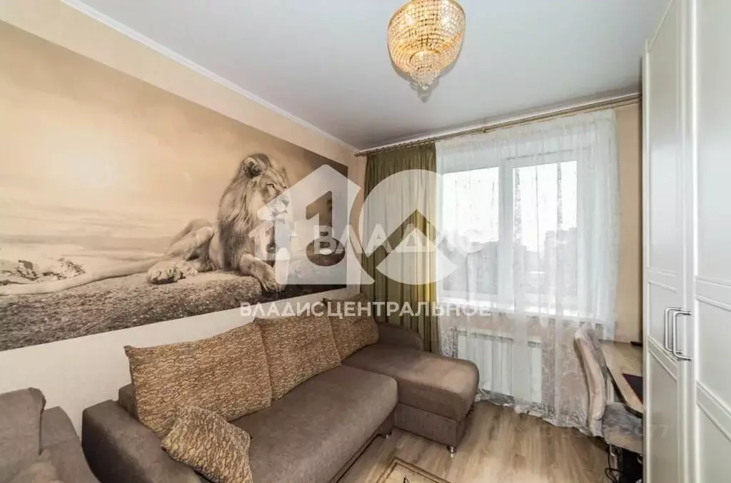 2-к кв. Новосибирская область, Новосибирск Плановая ул., 50 (57.1 м) - Фото 0
