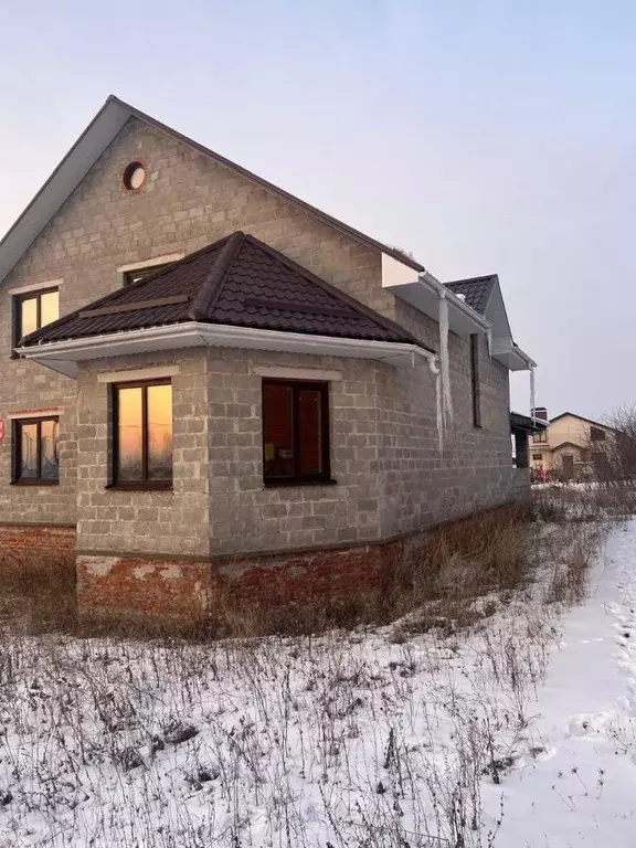 Дом в Белгородская область, Белгородский район, Разумное рп ул. ... - Фото 1