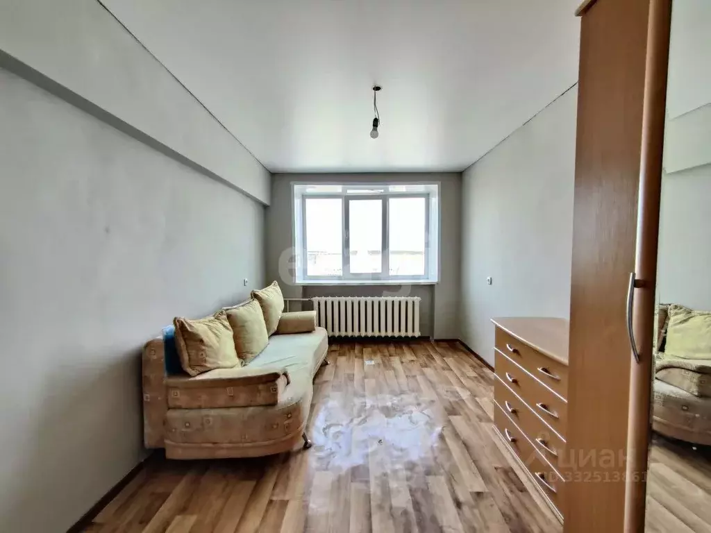 3-к кв. Тюменская область, Тюмень ул. Чекистов, 33 (65.3 м) - Фото 0