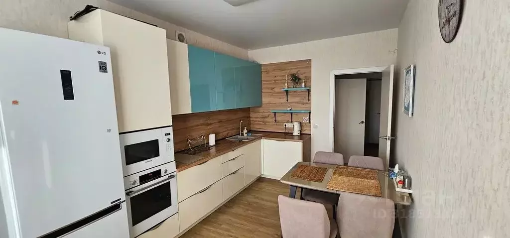 1-к кв. Красноярский край, Красноярск ул. Академгородок, 30 (60.0 м) - Фото 1
