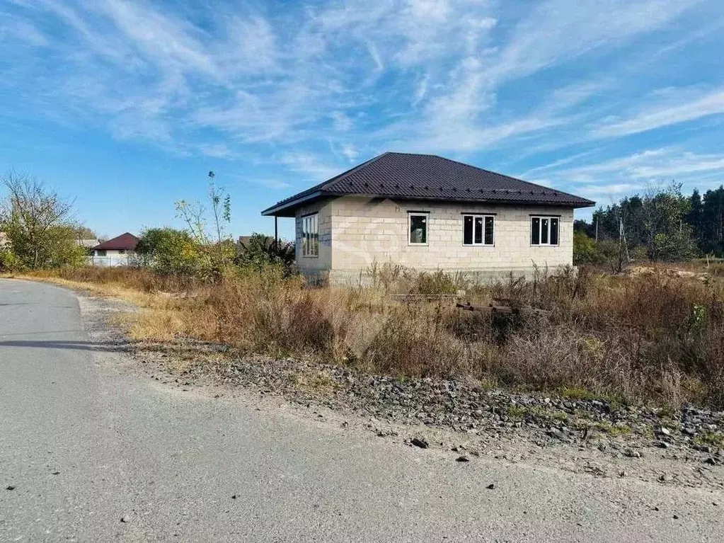 Дом в Белгородская область, Старооскольский городской округ, с. ... - Фото 2