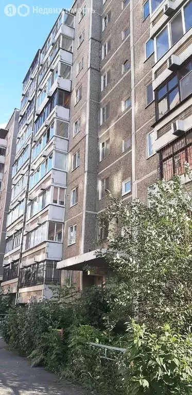 3-комнатная квартира: Екатеринбург, улица Красина, 4 (63.4 м) - Фото 1