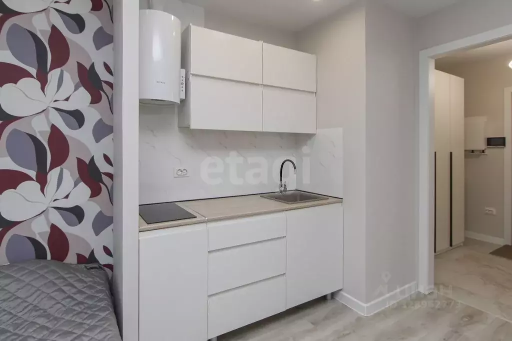 Студия Тюменская область, Тюмень Интернациональная ул., 197В (24.3 м) - Фото 1