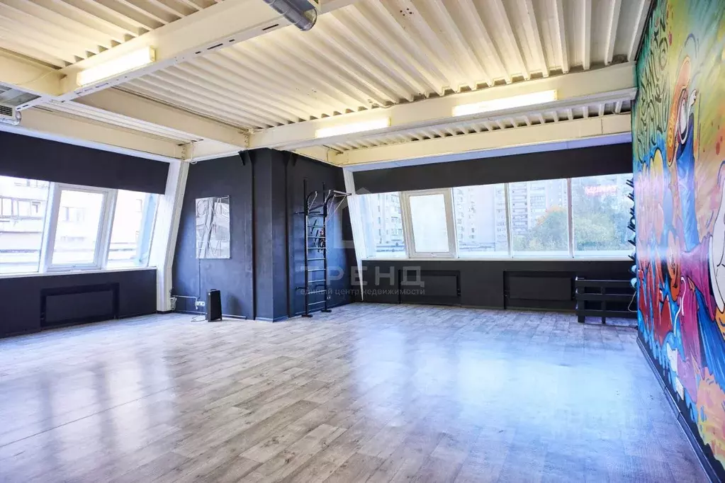 Помещение свободного назначения в Санкт-Петербург ул. ... - Фото 1