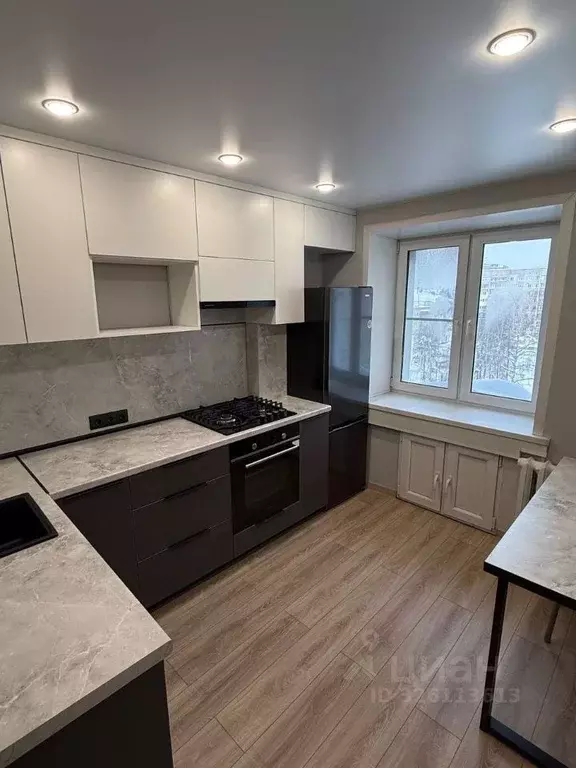 3-к кв. Кировская область, Киров ул. Молодой Гвардии, 72 (60.0 м) - Фото 1