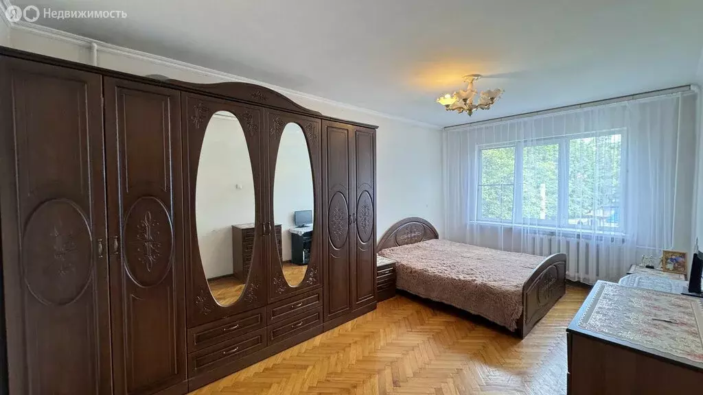 3-комнатная квартира: Нальчик, улица Коллонтай, 8 (62.4 м) - Фото 1