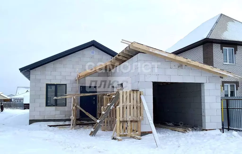 Дом в Алтайский край, Барнаул городской округ, пос. Бельмесево, ... - Фото 1