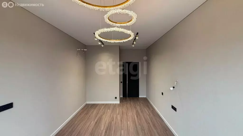 Дом в Молодёжное, СНТ Кутузовский, Изумрудная улица (127.8 м) - Фото 1