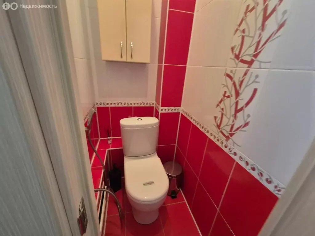 3-комнатная квартира: Казань, проспект Победы, 212А (69.2 м) - Фото 1