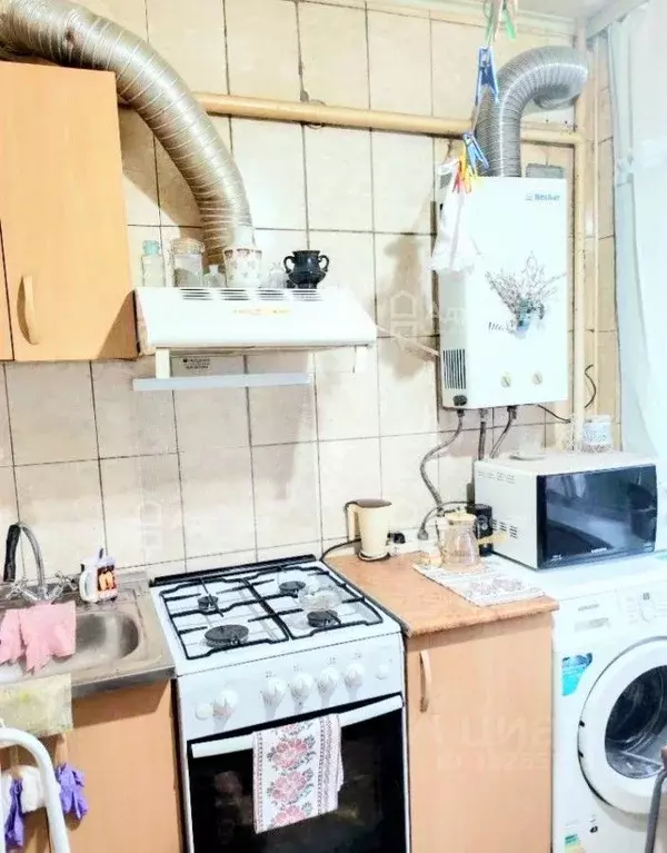 2-к кв. Волгоградская область, Камышин 4-й мкр, 64 (44.1 м) - Фото 1