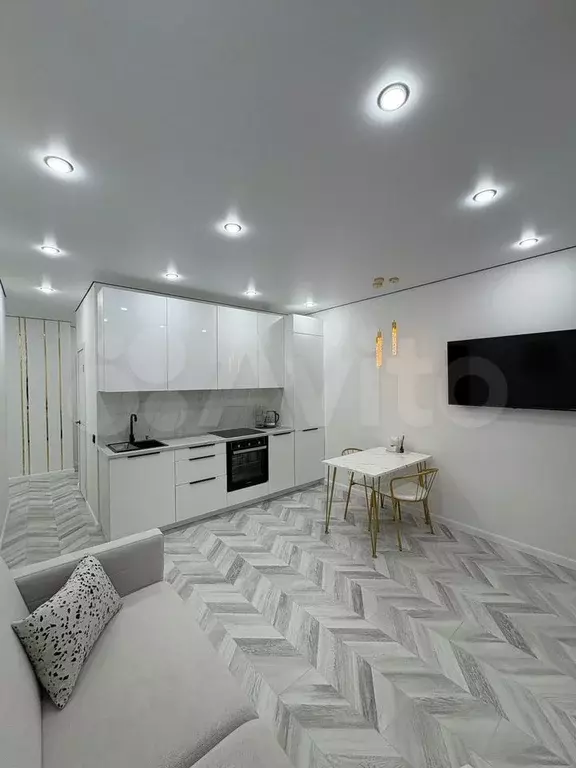 2-к. квартира, 57 м, 4/8 эт. - Фото 1