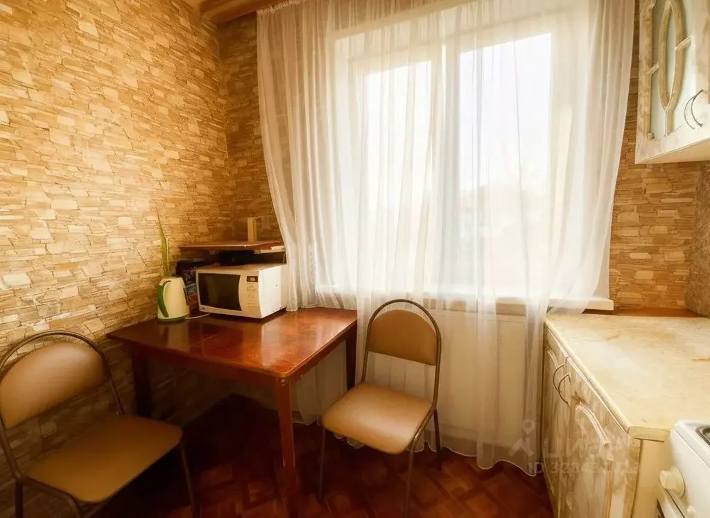 2-к кв. Самарская область, Новокуйбышевск ул. Миронова, 27 (43.6 м) - Фото 1