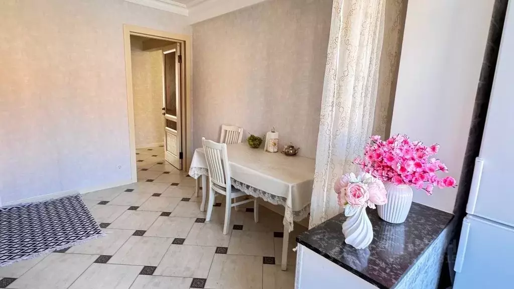 3-к кв. Дагестан, Каспийск ул. Ленина, 98А (68.0 м) - Фото 1