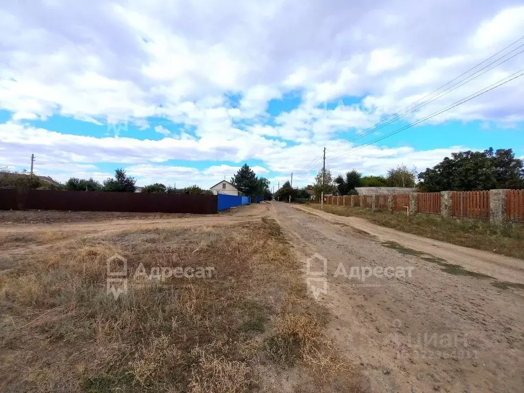 Участок в Волгоградская область, Среднеахтубинский район, Фрунзенское ... - Фото 1