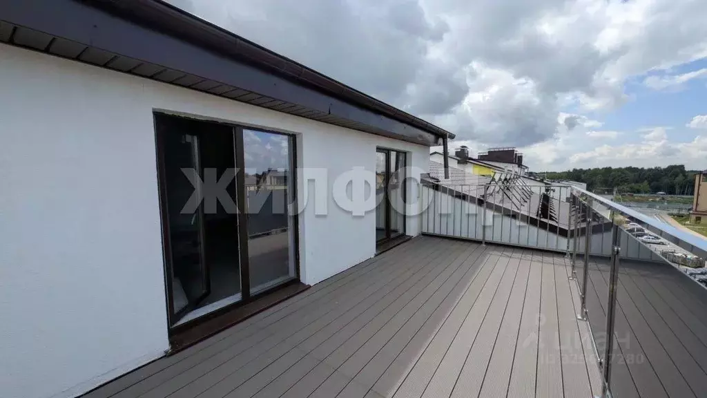 3-к кв. Новосибирская область, Мошковский район, пос. Октябрьский ул. ... - Фото 2