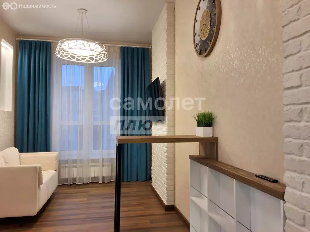 2-комнатная квартира: Киров, улица Свободы, 110 (66.3 м) - Фото 2