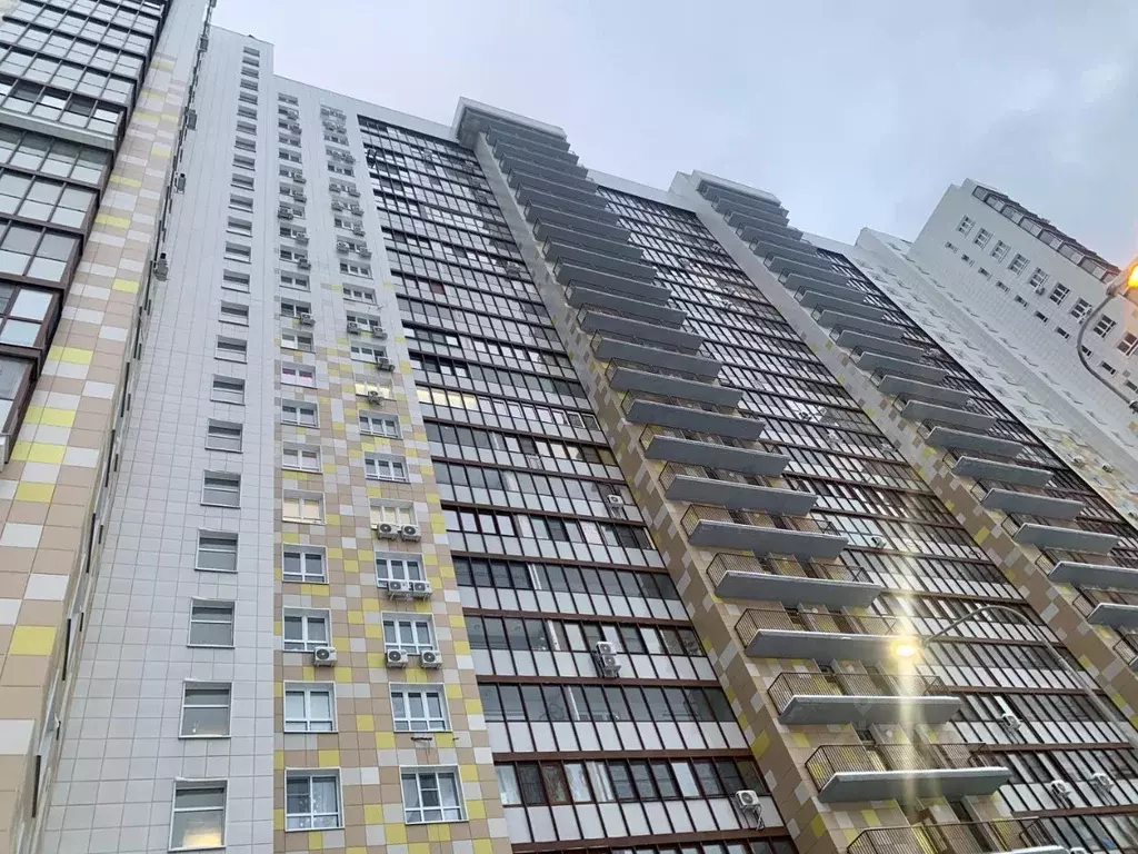 3-к кв. Московская область, Реутов Юбилейный просп., 45 (85.0 м) - Фото 0