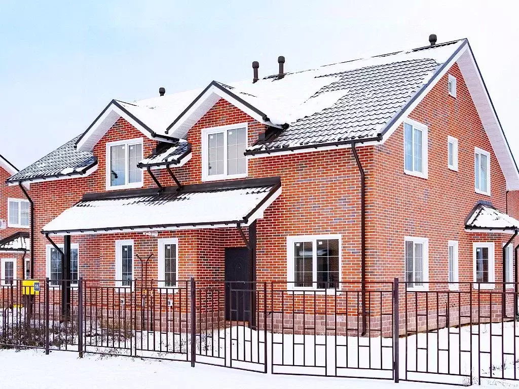 Таунхаус в Ленинградская область, Всеволожский район, Агалатовское ... - Фото 1