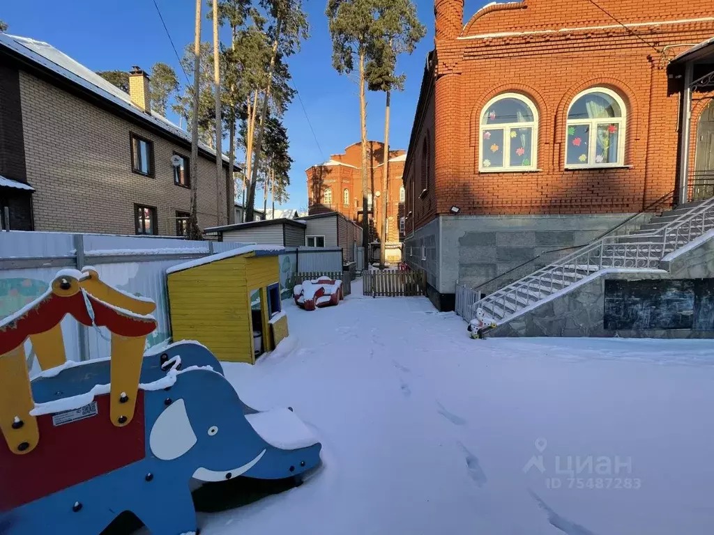 Коттедж в Свердловская область, Екатеринбург ул. Левитана (217 м) - Фото 1