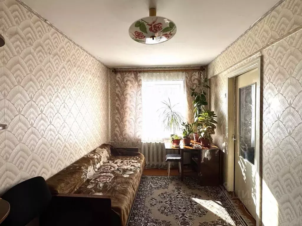 2-к кв. Волгоградская область, Волгоград ул. Кирова, 140А (44.8 м) - Фото 1