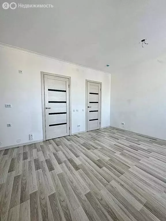 Квартира-студия: Екатеринбург, улица Академика Парина, 37А (28.7 м) - Фото 2