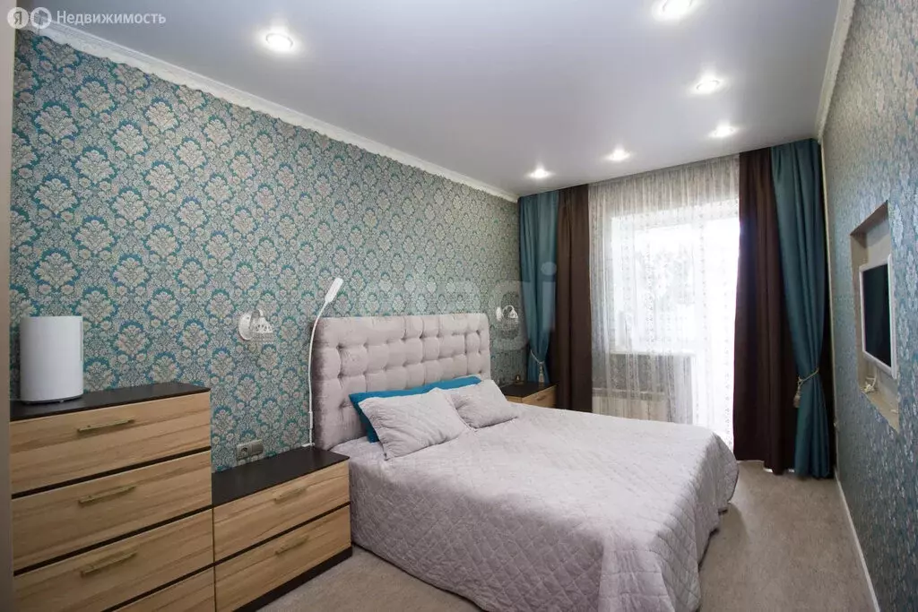 3-комнатная квартира: Калуга, улица Маршала Жукова, 20 (75 м) - Фото 1